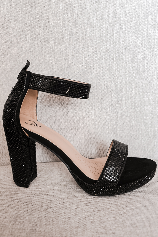 Brilla Black Sandals